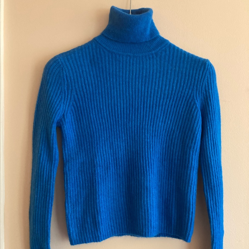 Women’s bright blue turtle neck sweater size M